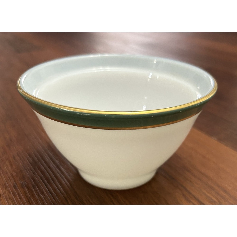 Vintage Pyrex Milk Glass Bowl Green and Gold‎